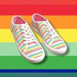 Wonder Nation Rainbow Pride Stripes Tieless Slip On Narrow Sneaker Sz US 6C Girl
